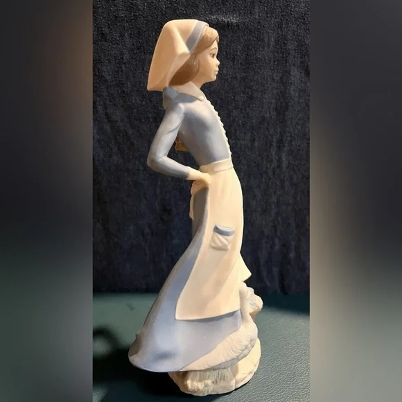 Vintage Byron Molds Ceramic Figurine• Lottie Girl with Goose & Flowers •1984 •9” - Picture 5 of 5